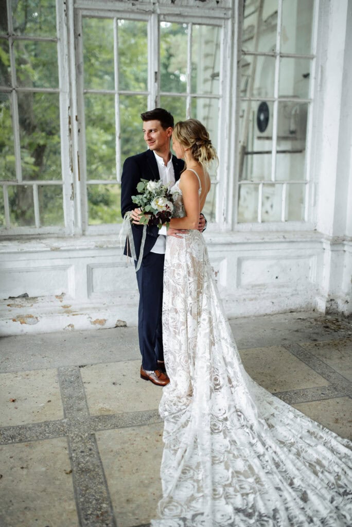 Hochzeitsfotograf, Brautpaar, Hochzeitsfotos, natürliche Hochzeitsaufnahmen.